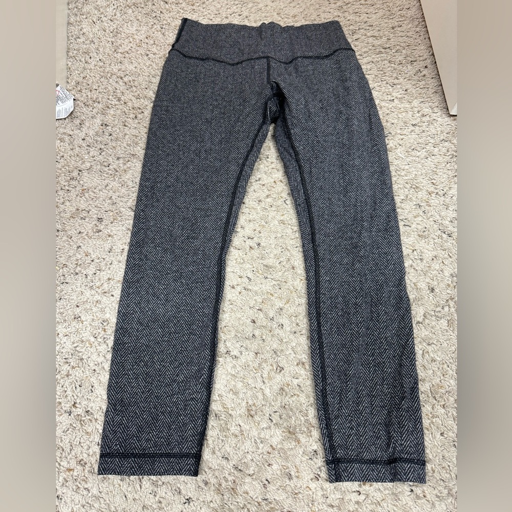 Herringbone lululemon leggings